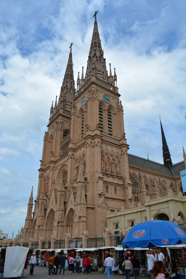 Catholic church sacra argentina