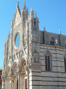 Architecture cathedral hers