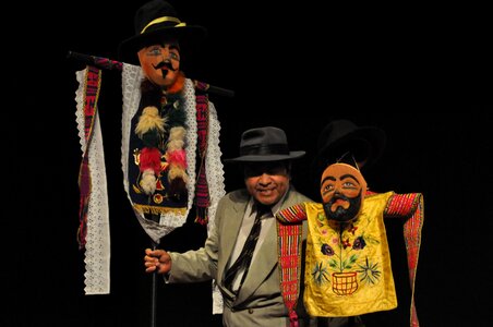 Achalay theatre peru artist