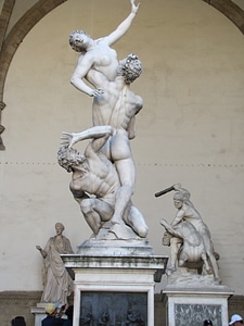 Giovanni da bologna the abduction of women this pics statue