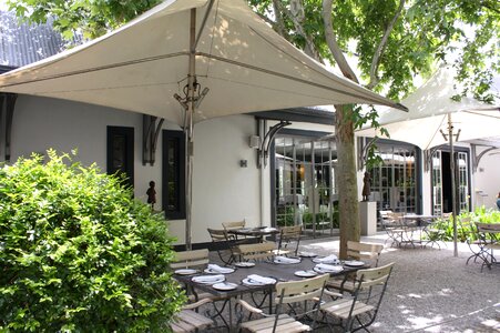 House winelands tourism