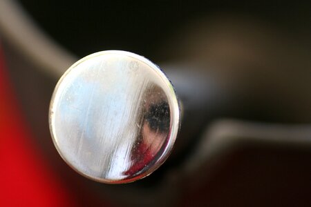 Round metal pin