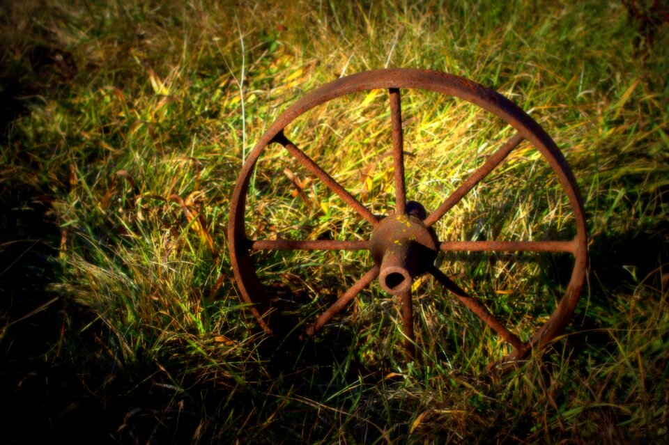 Rusty wheel broken