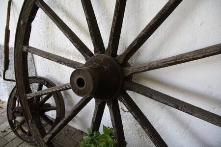 Wheels wood calash