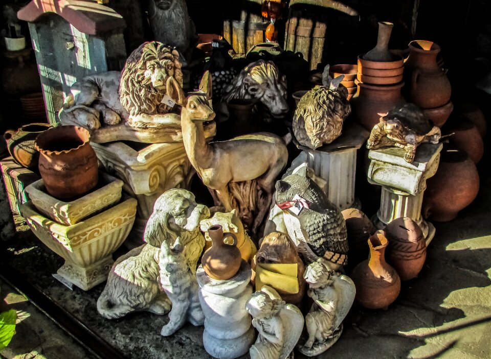 Decorative objects