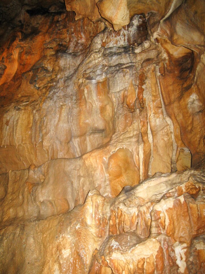 Stone background drain