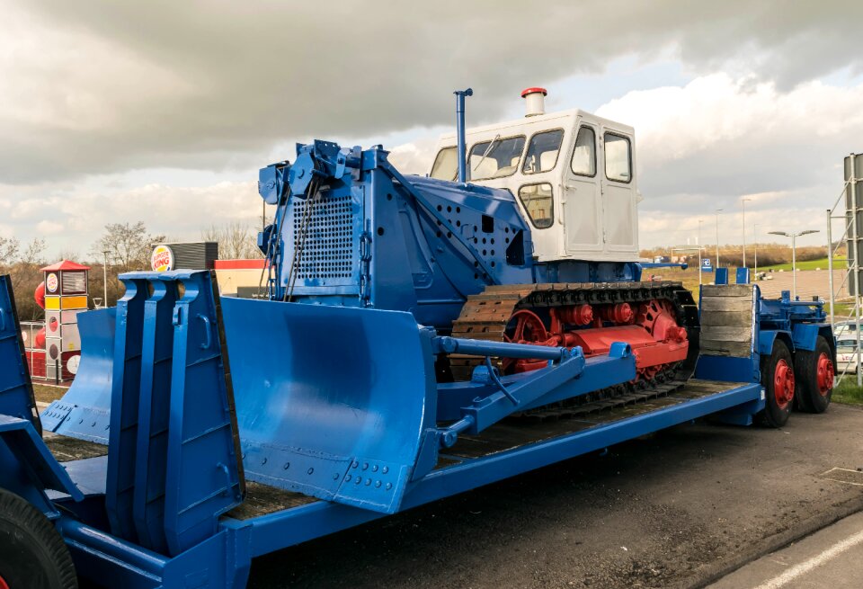 Slide caterpillar transport