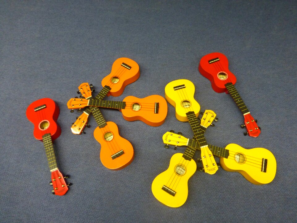 String acoustic instrument