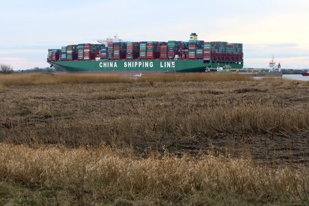 Dredger tanker container ship