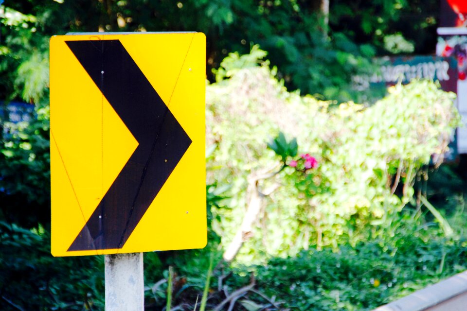 Traffic sign warning turn