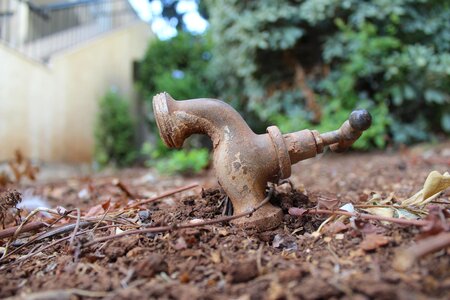 Soil dry ground water
