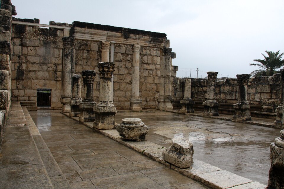 Christian the bible capernaum synagogue