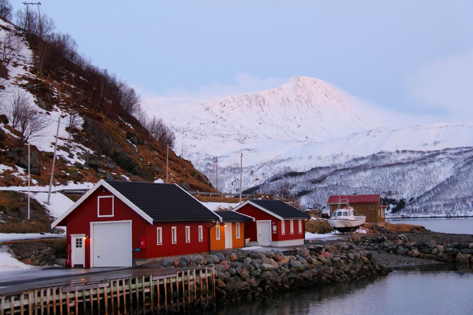 Stay northern lights fishermen cabins