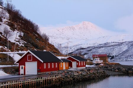 Stay northern lights fishermen cabins photo