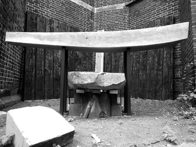 Hamburg war dead never again