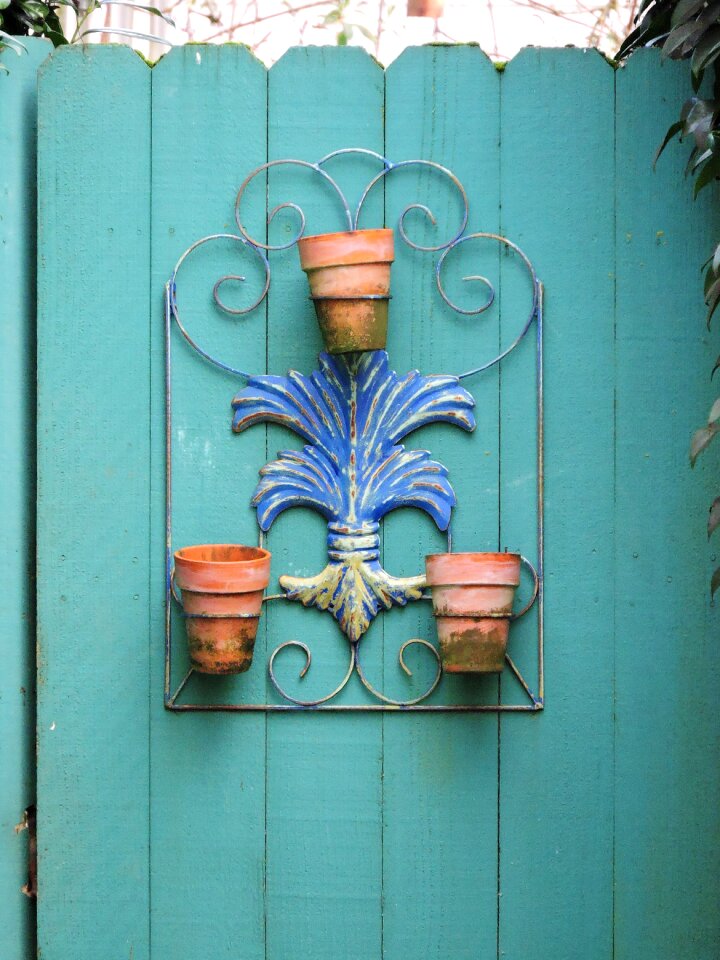 Metal terra cotta aqua