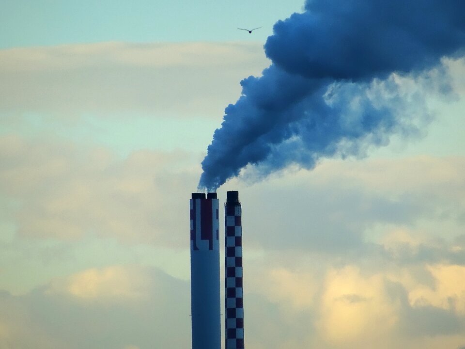 Chimney power plant pollution