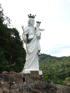 Statue religion prayer