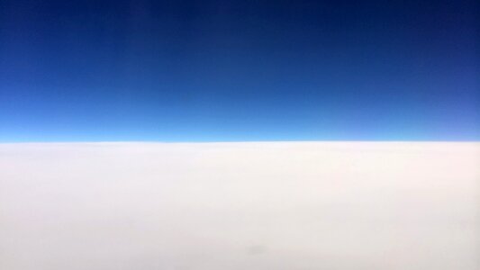 Cloud the view from the airplane horizon