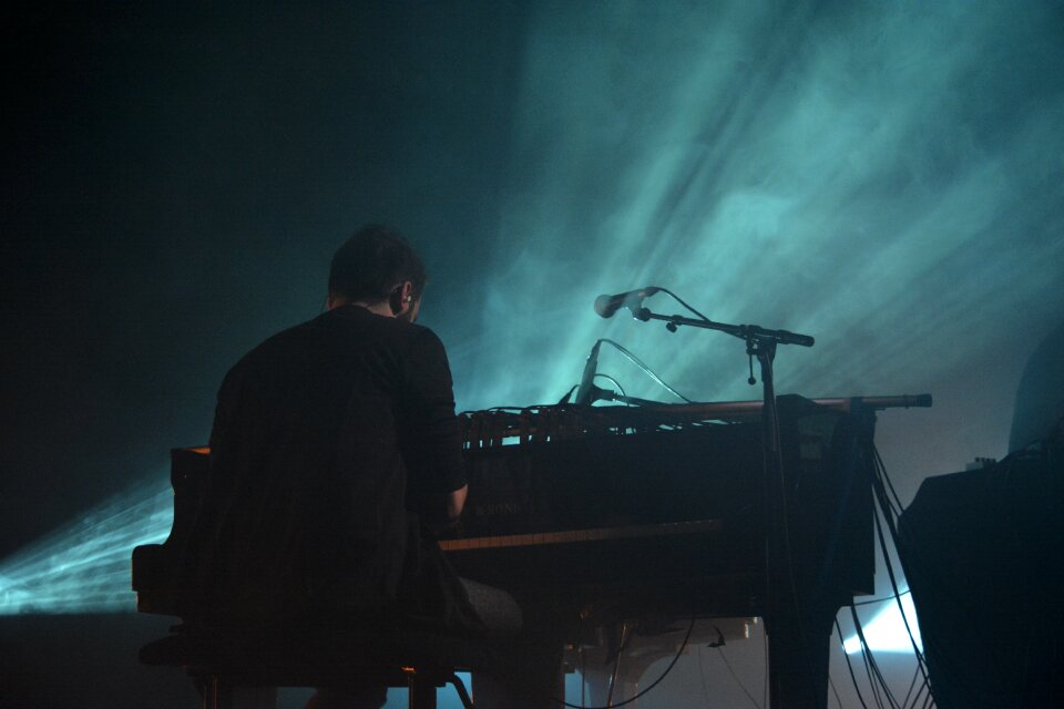 Grand brothers fog john cage