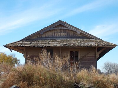 Structure wooden disrepair