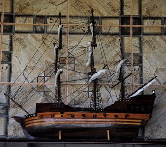 Miniature boat vessel