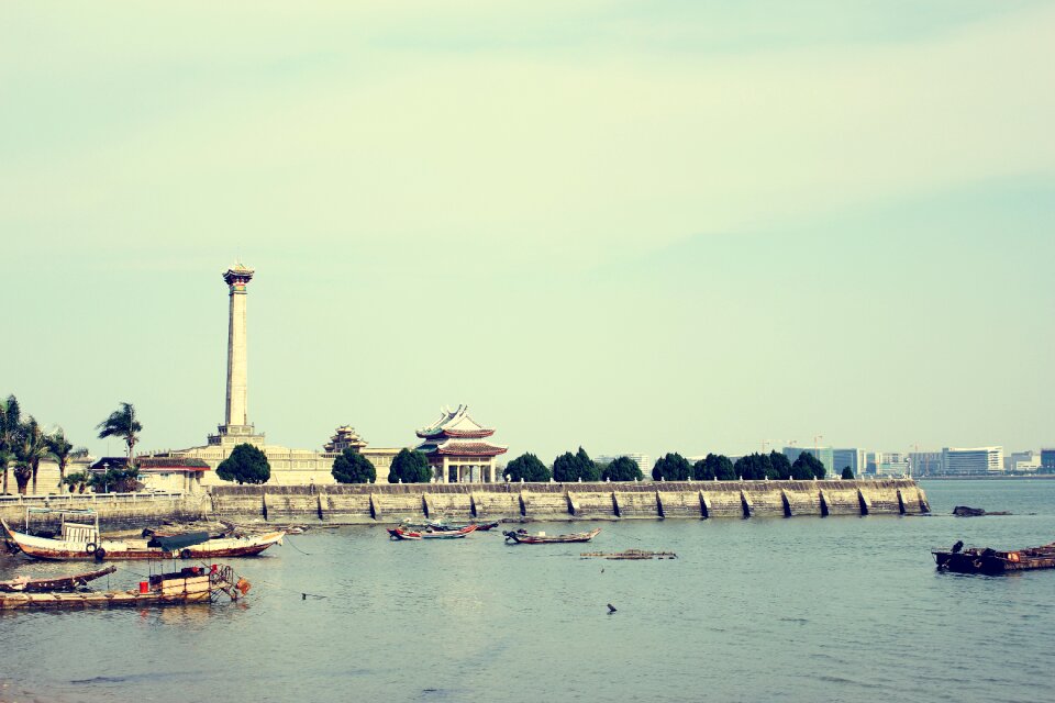 Monument summer serenity