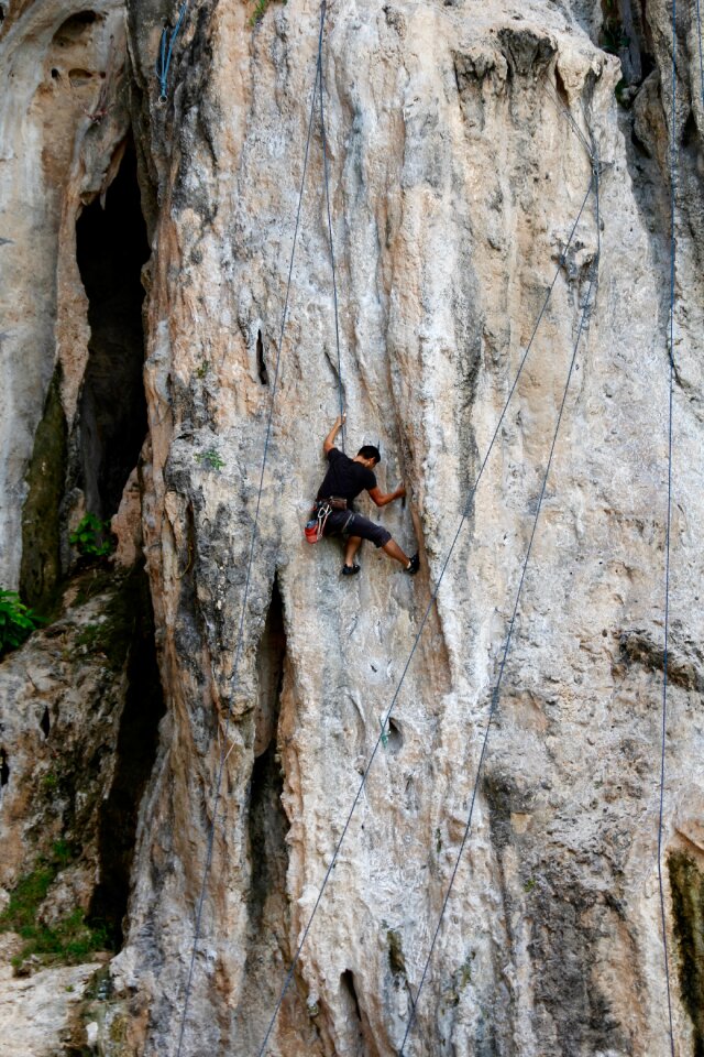 Climb steinig color photo