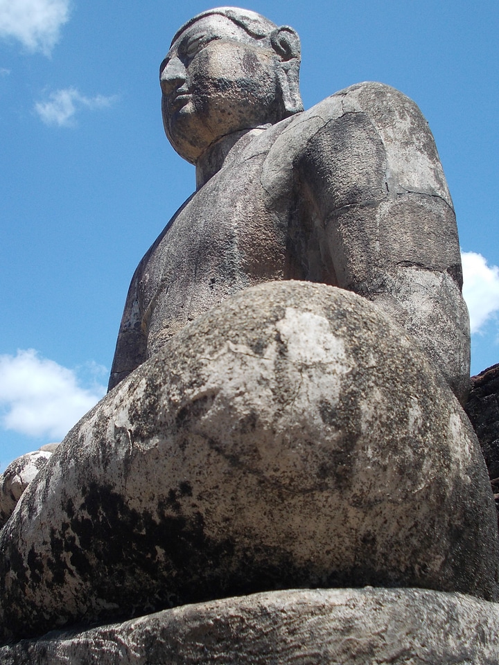 Stone sri lanka polonnaruwa