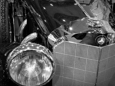 Emblem classic grille