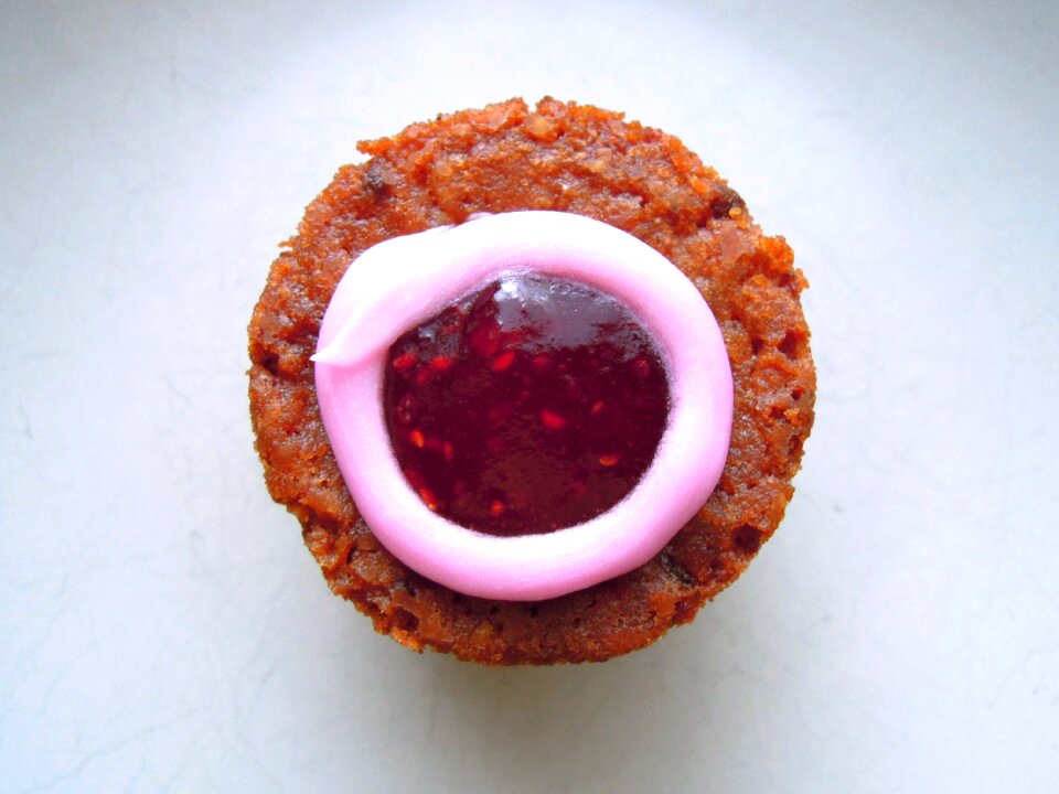 Hillosilmä kansallisleivos runeberg tarts