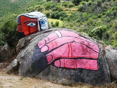 Orgo solo rock face