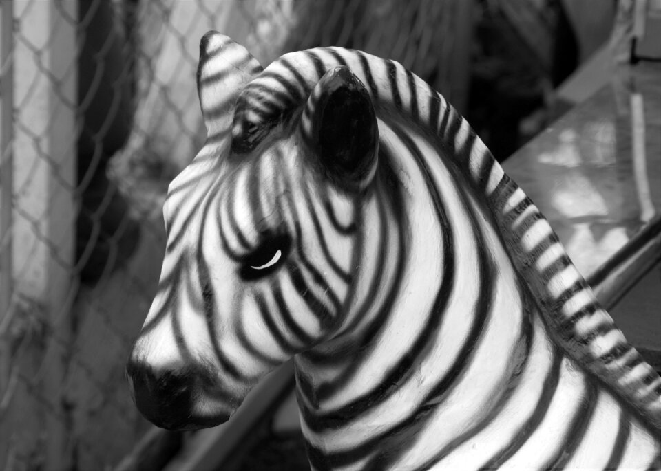 Garnish decoration statue