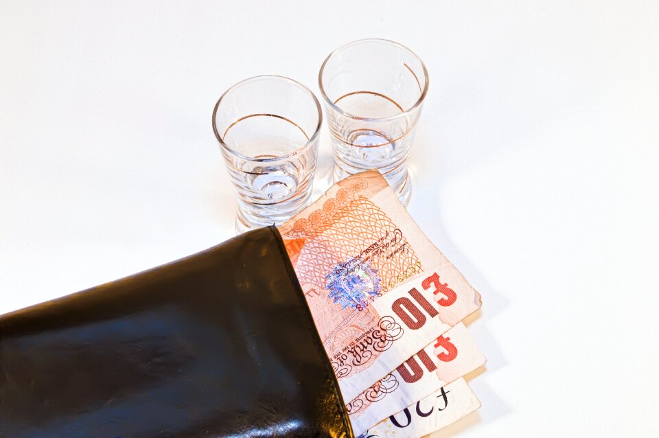 Pay shopping glass