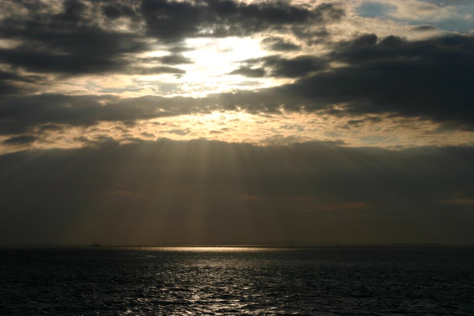Dusk sunlight rays