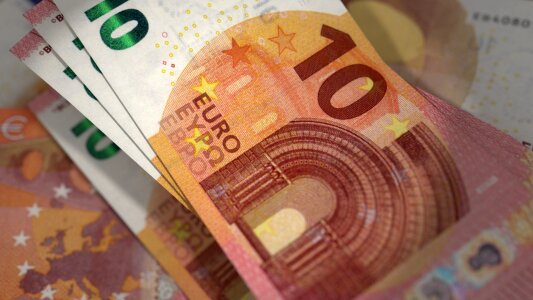 Bill cash 10 euro notes photo