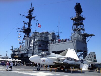 Carrier military