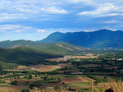 Green sky nature photo