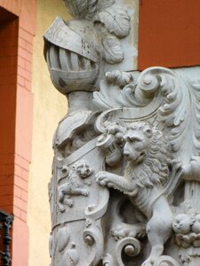 Exterior arms medieval