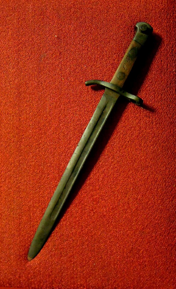 The weapon old hackman