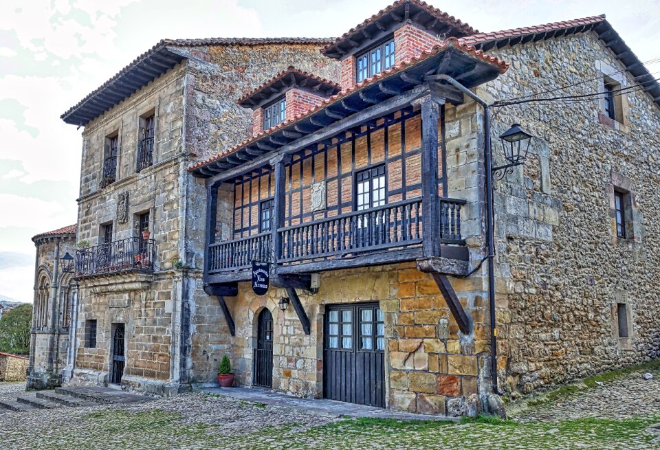Heritage architecture historical