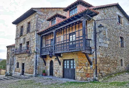 Heritage architecture historical
