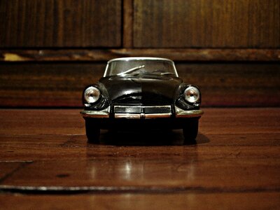 Toy old automobile