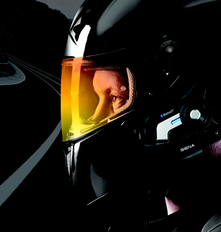 Helmet intercom moto