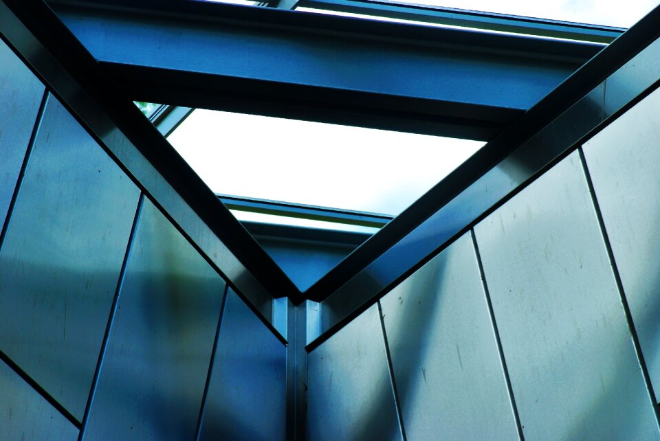 Light roof belsen mountains
