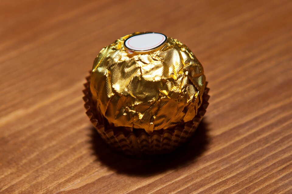 Sweet gold dessert