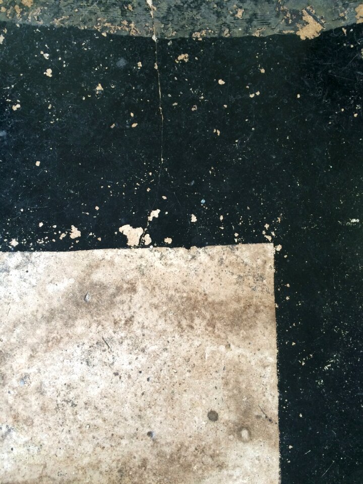 Flaking black white