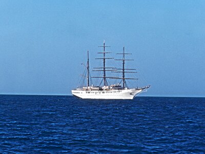 Ship boat sail photo