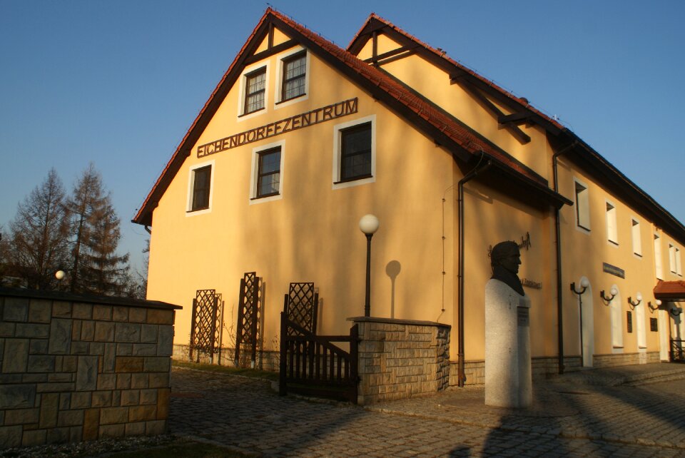 Lubowitz bust eichendorffa monument eichendoffa
