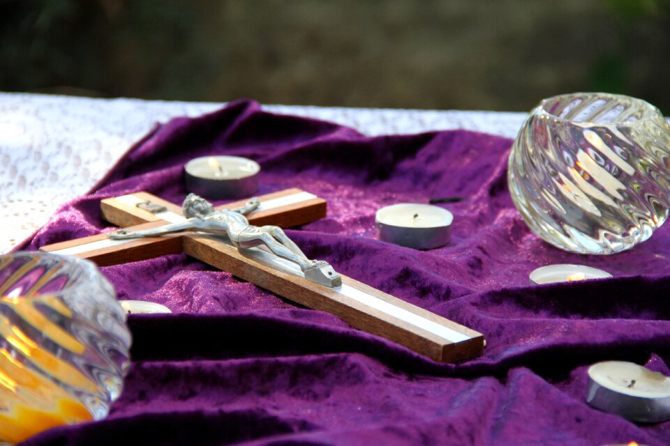 Purple jesus religion